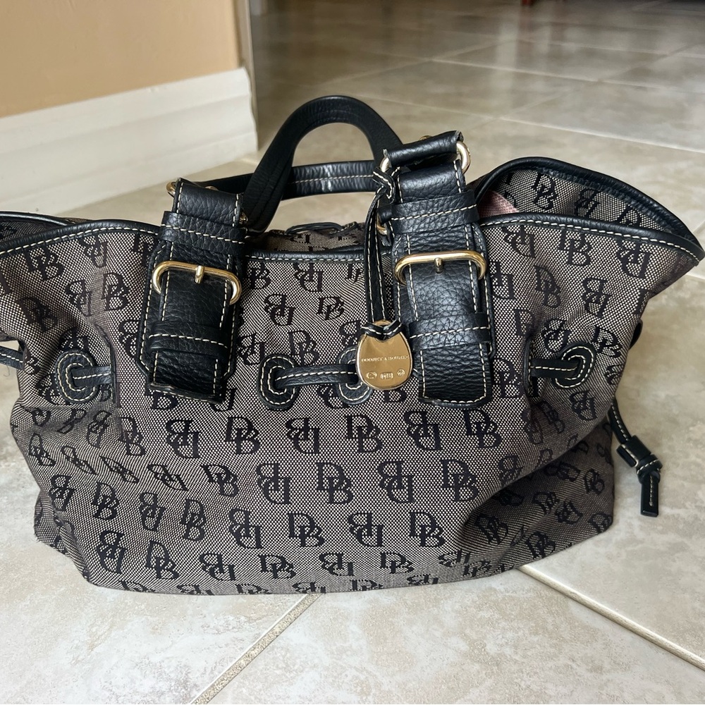 Dooney & Bourke Tote Bag